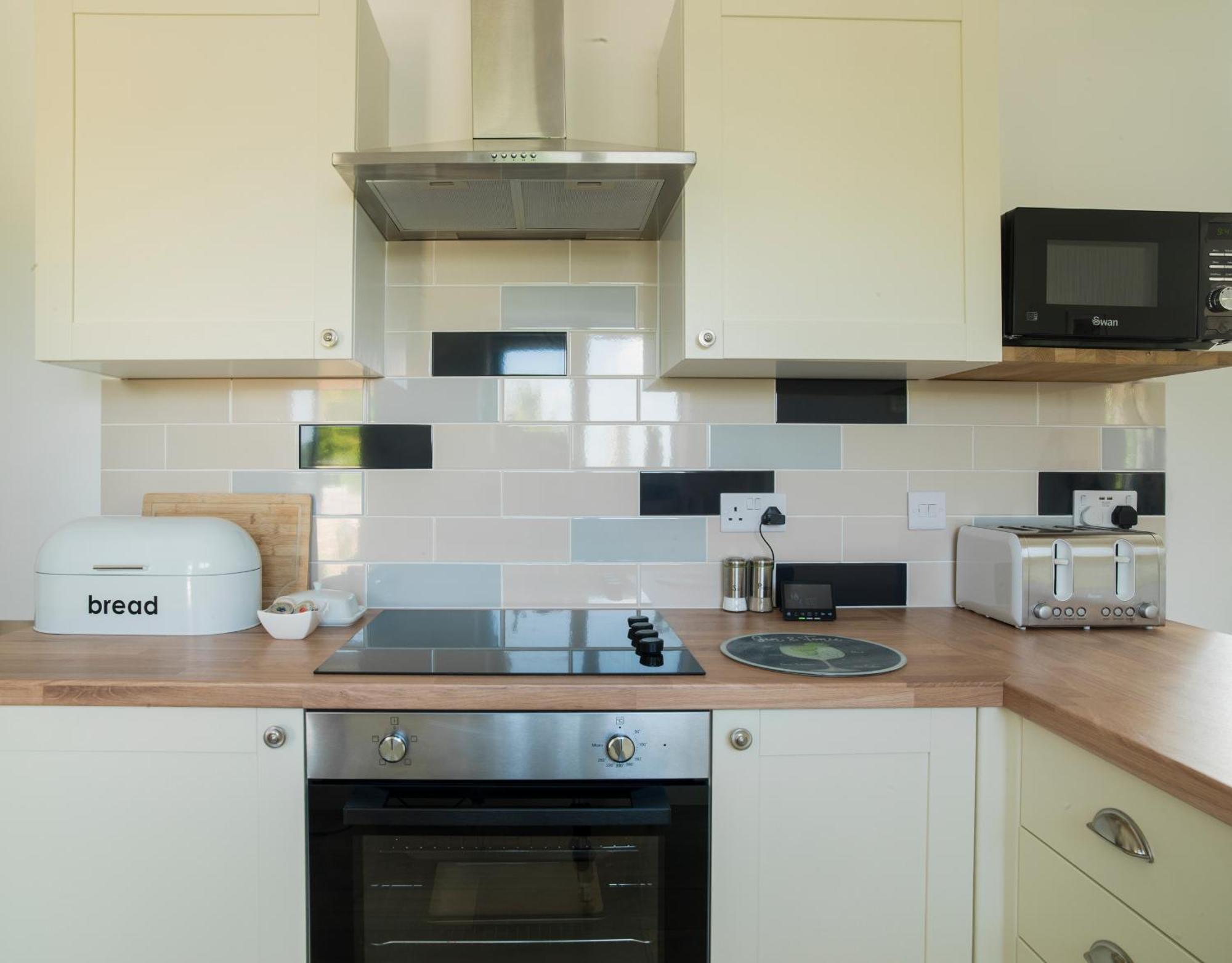 Stunning Modern Apartment In The Cotswolds Chalford Exterior photo