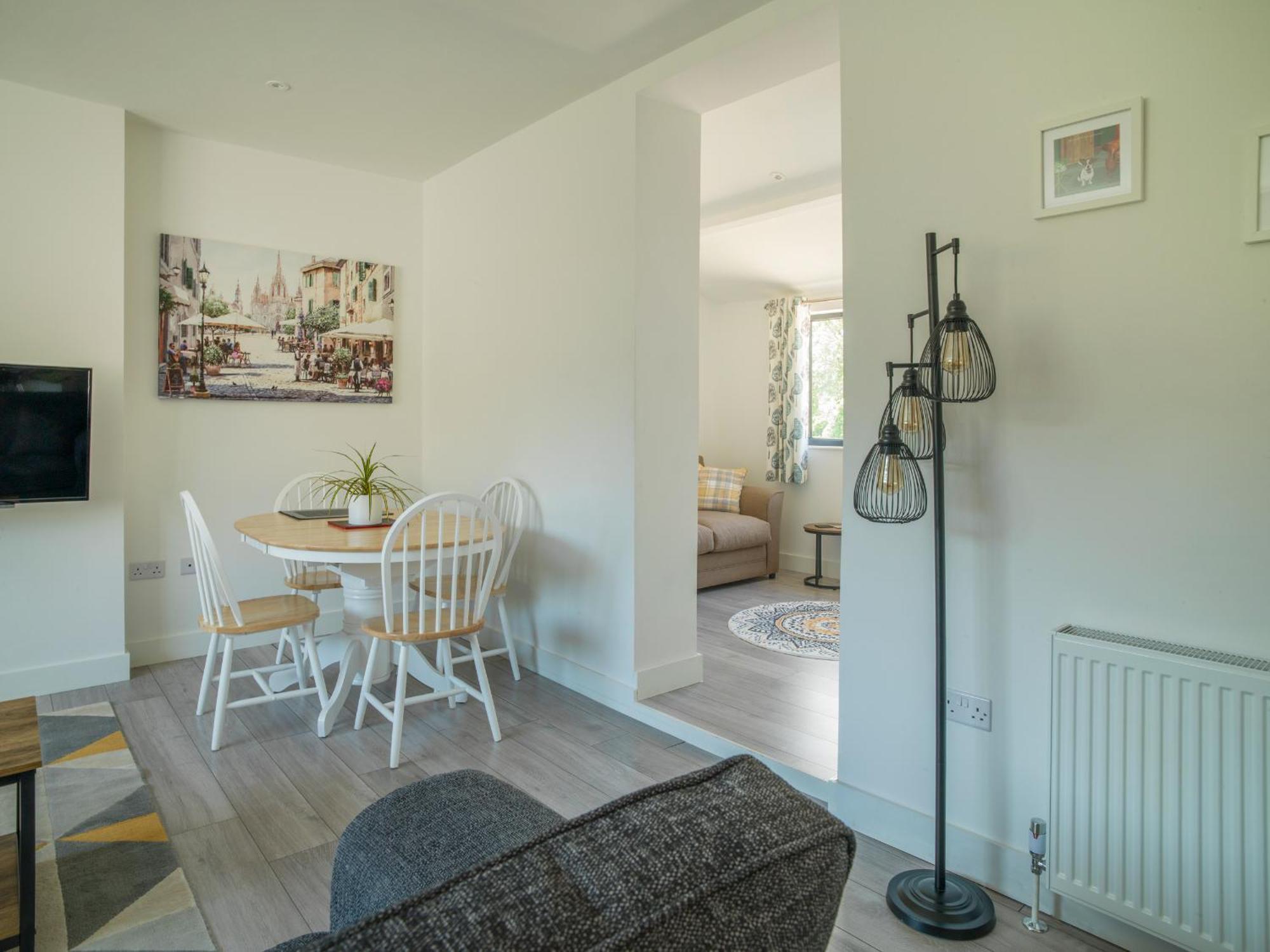 Stunning Modern Apartment In The Cotswolds Chalford Exterior photo